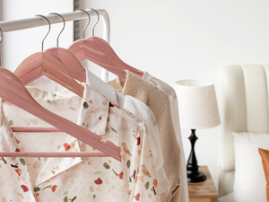 Cedar Wood Clothes Hangers for Shirts, Jackets, Pants, Suits, Sweaters