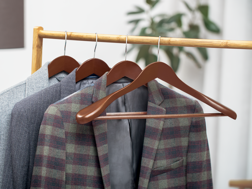 Extra Wide Shoulder Wood Coat Hanger for Coats, Shirts