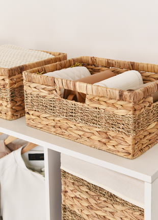 Large Rectangular Wicker Basket with Built-in Handles, 1 Pack