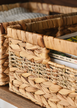 Large Rectangular Wicker Basket with Built-in Handles, 1 Pack