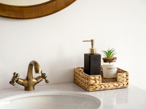 Napkin Holder for Table, Water Hyacinth, 1 Pack