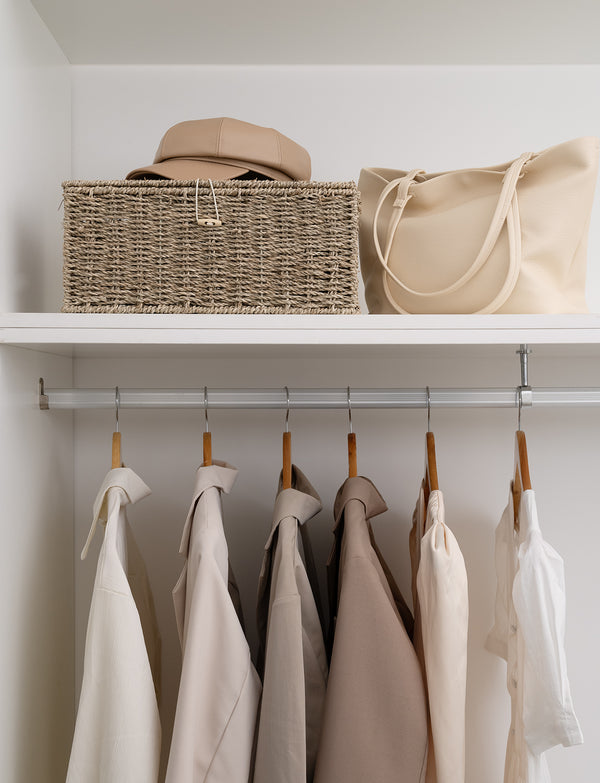 Wicker Basket with Lid and  Built-in Handles, Storage Basket for Organizing