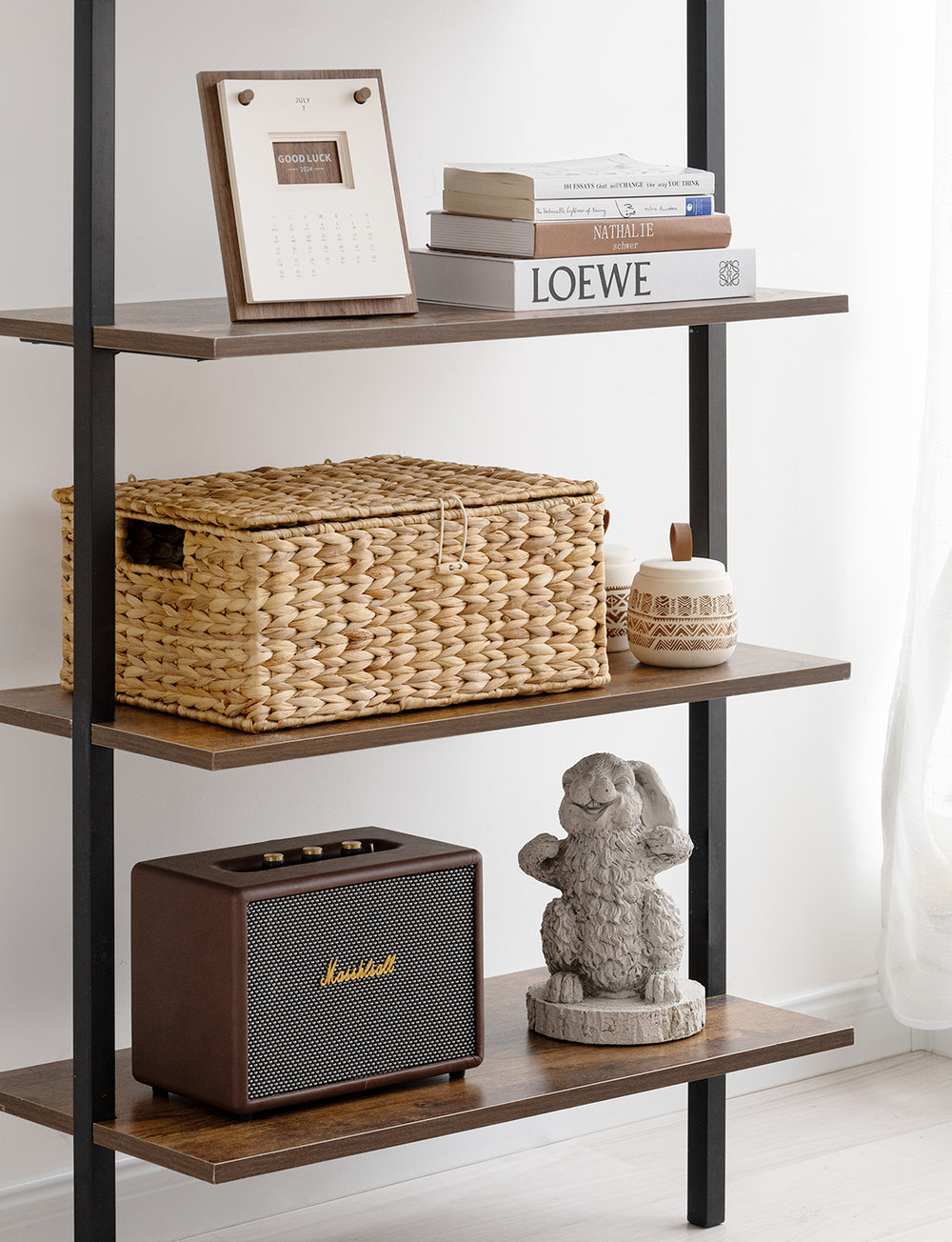 Water Hyacinth Basket with Lid and  Built-in Handles, Storage Basket for Organizing