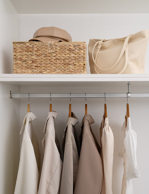 Wicker Basket with Lid and  Built-in Handles, Storage Basket for Organizing