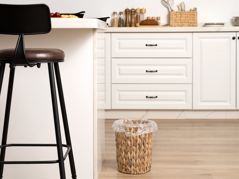 StorageWorks Wicker Garbage Can for Bedroom, Bathroom