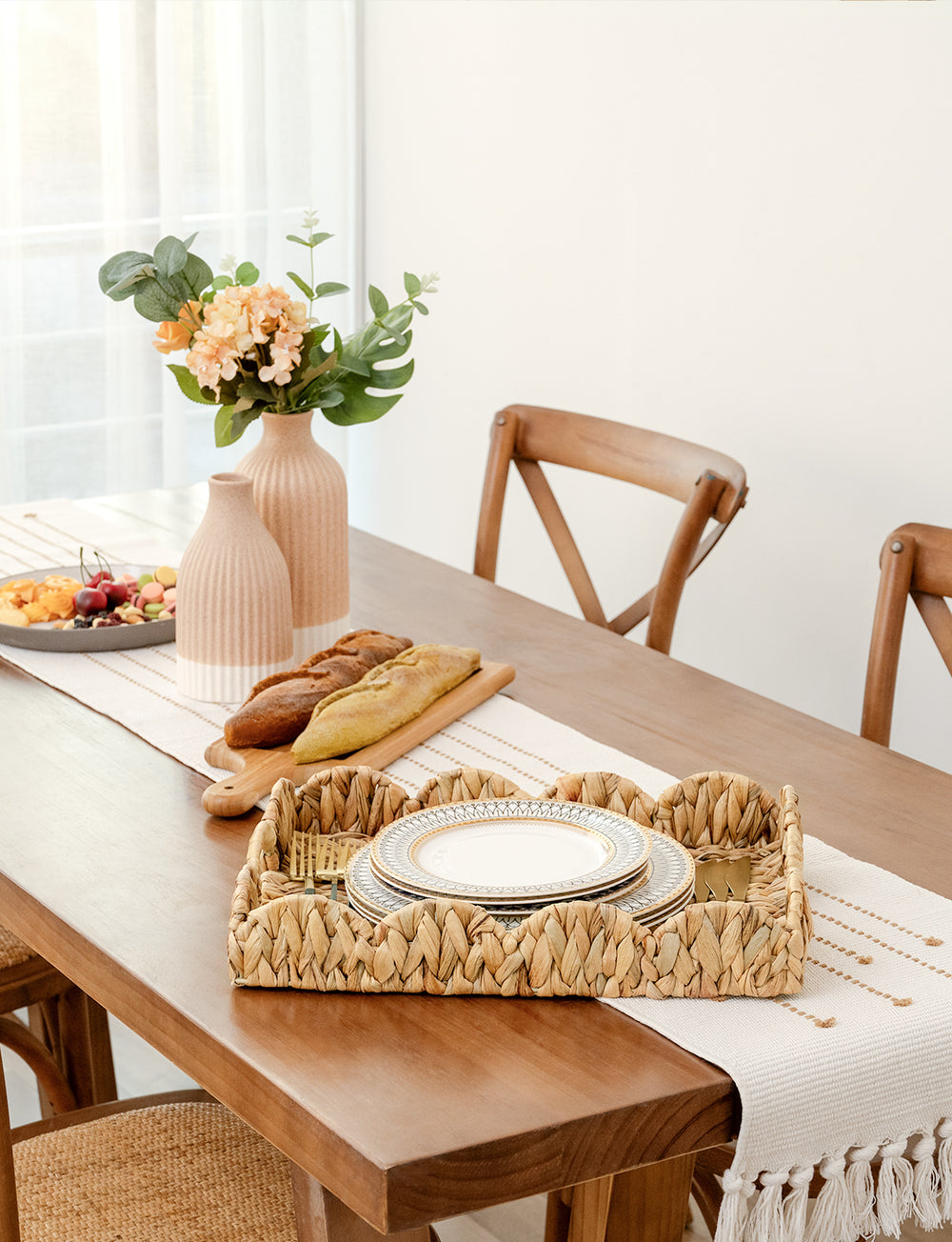 Water Hyacinth Scalloped Tray for Decorative & Organizing, Square