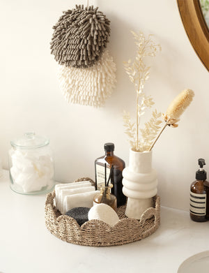 Seagrass Scalloped Tray for Decorative & Organizing, Round