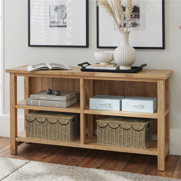 Scalloped Edge Wicker Basket with Lid, Seagrass