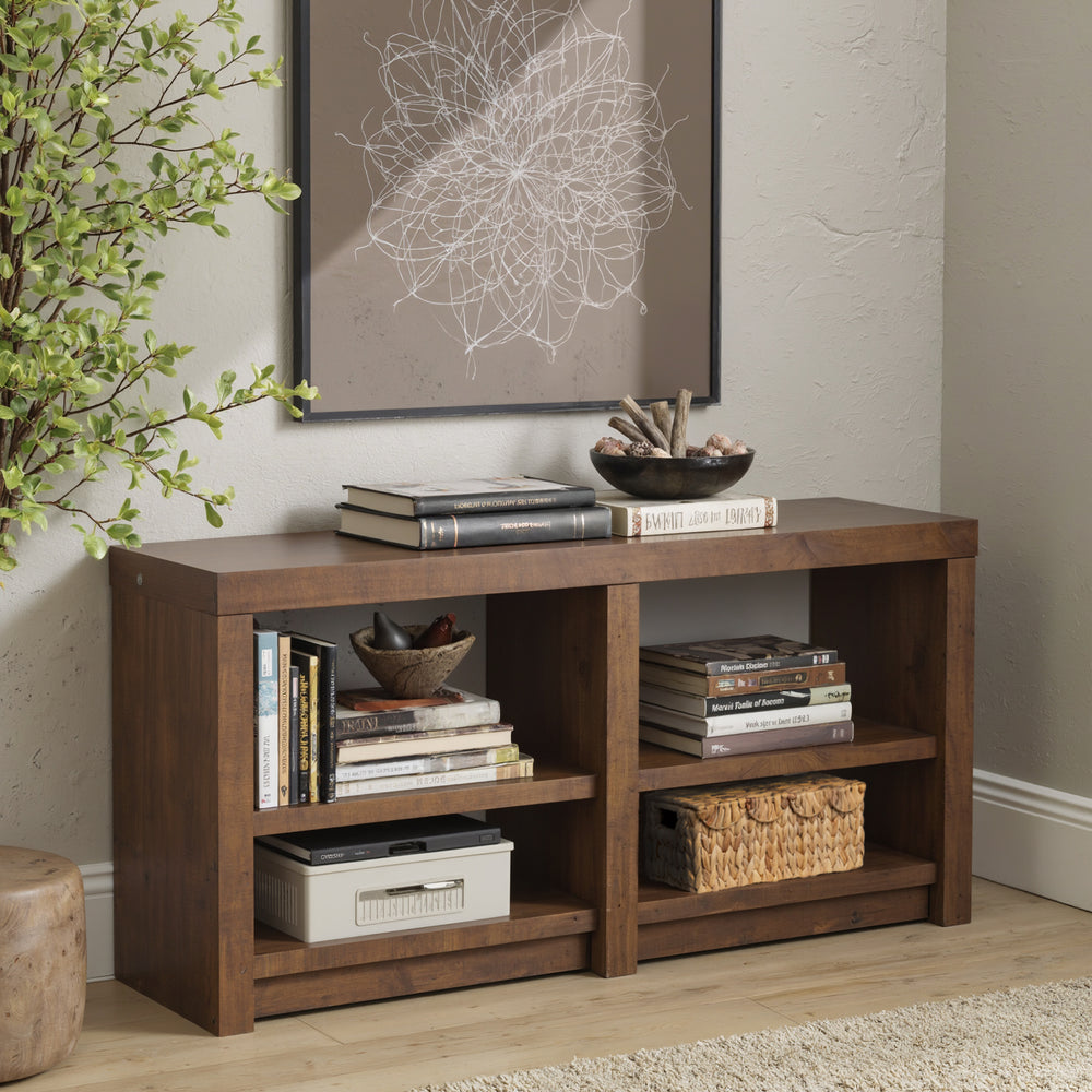 Scalloped Edge Wicker Basket with Lid, Water Hyacinth