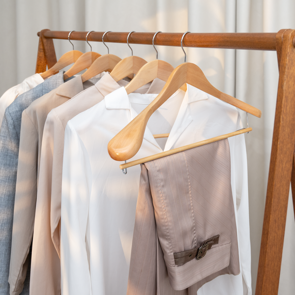 Extra Wide Shoulder Wood Hangers with Locking Bar